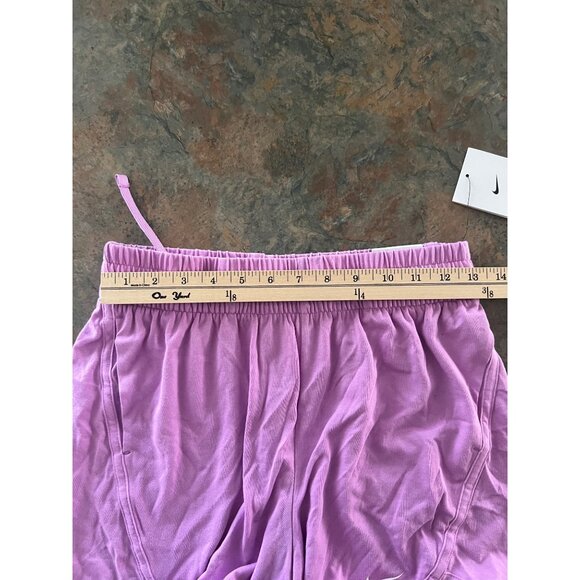 Nike Kids‎ Training Shorts Loose Fit L Lavender - Picture 3 of 8